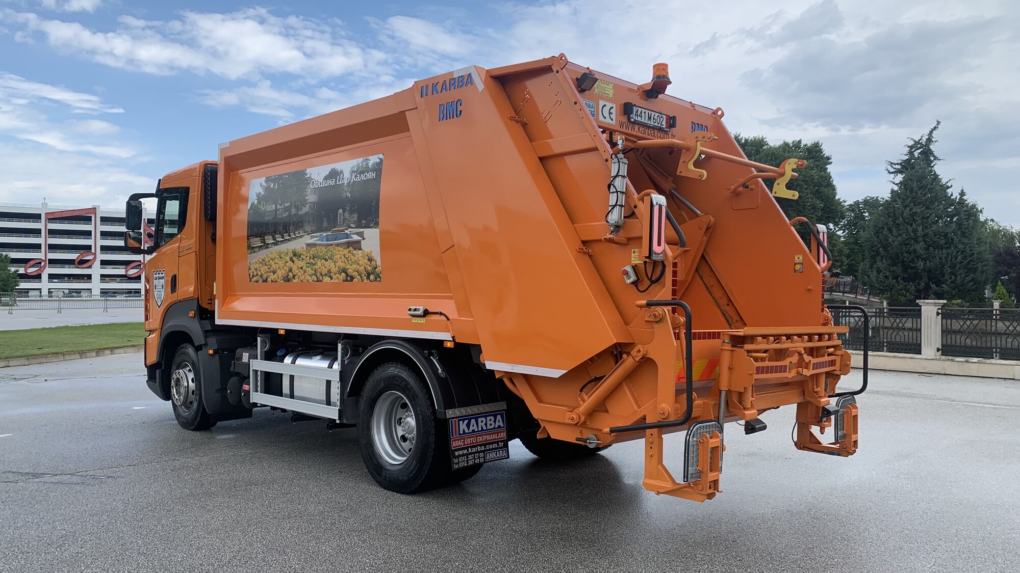 BMC — refuse collector