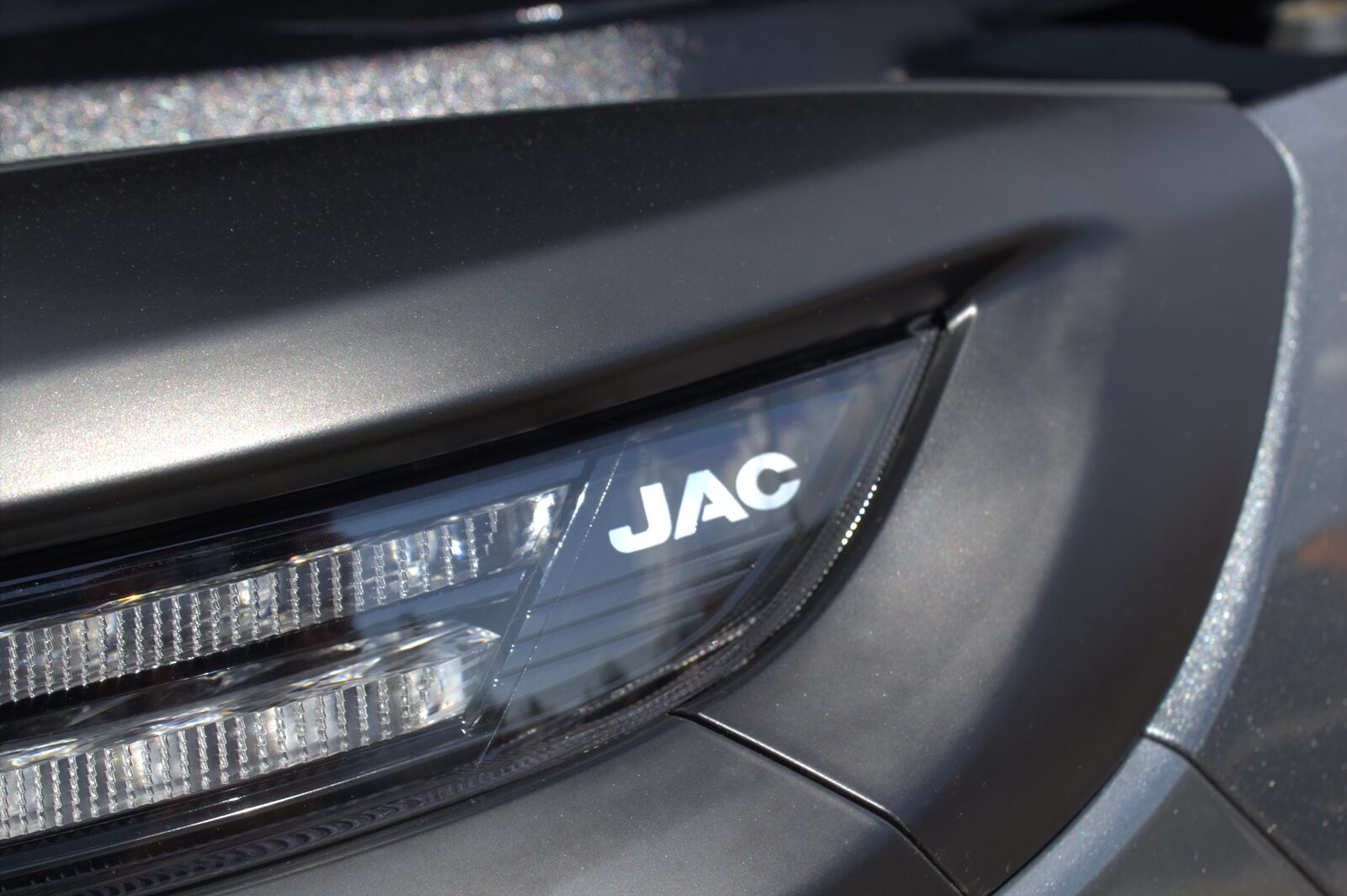 JAC T9 EV — electric pickup